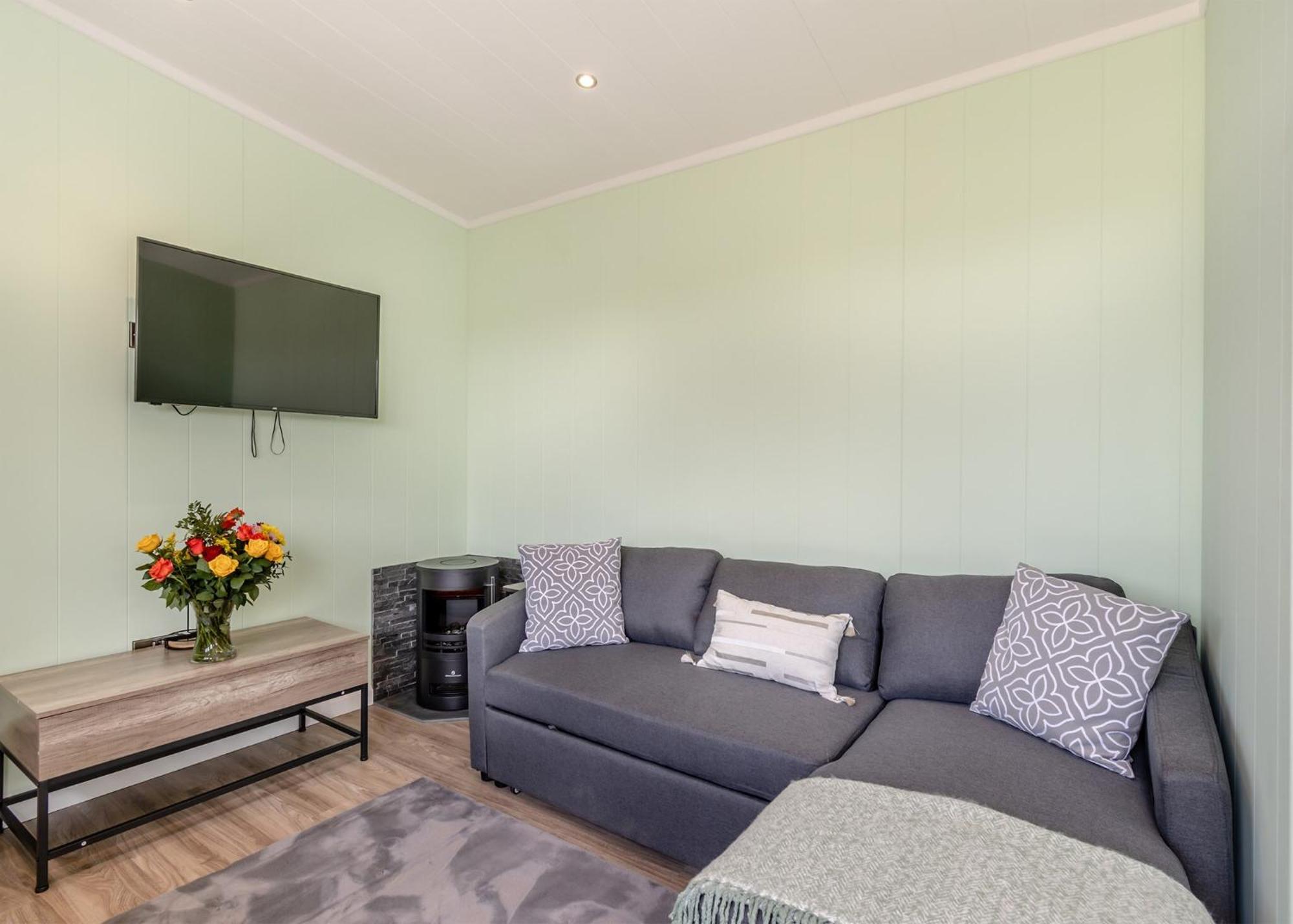 Calvesland Hideaway Hotel Manorbier Room photo